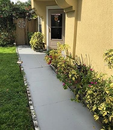 5th image of 7333 Victoria Cir
