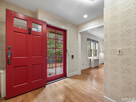 5th image of 183 Wilton Road