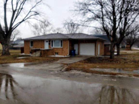 2nd image of 360 Wallace St