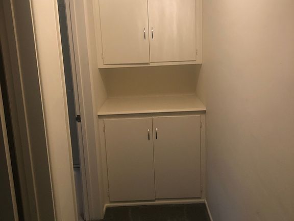 4th image of 4206 Cahuenga Blvd #1