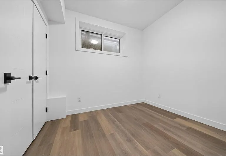 5213 104a St NW #BASEMENT — Photo 8