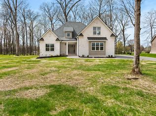 537 Greenfield Ln, Castalian Springs, TN 37031