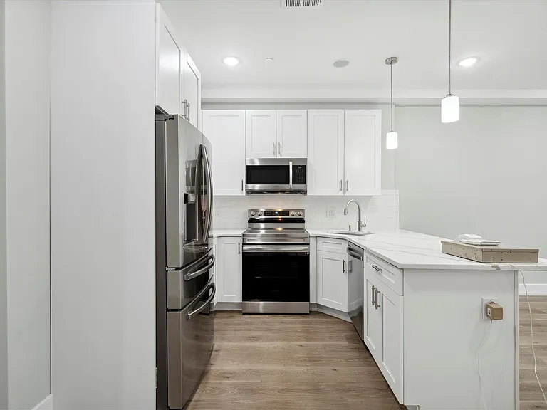 2225 N 8th St #1 — Photo 5
