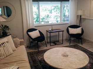 5761 Wildwood Dr, Redding, CA 96001