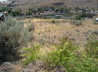 Elrod Ave, Maupin, OR