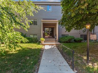 6629 Preston Terrace Ct SW #STR, Cedar Rapids, IA 52404