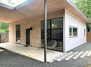 2103 E 14th St #B, Austin, TX 78702