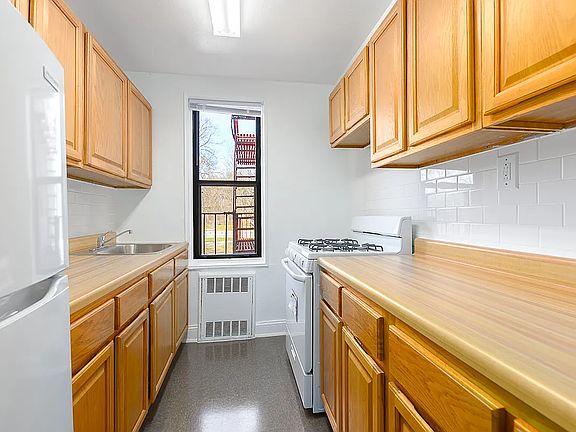 5th image of 86-96 208th St #1H