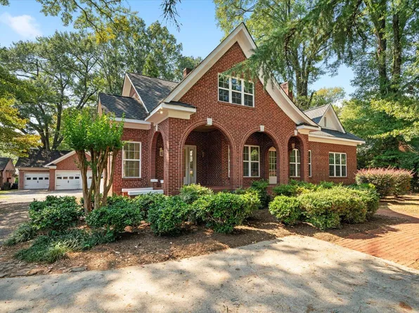 703 W Walnut Ave, Dalton, GA 30720