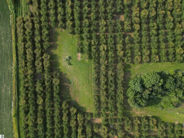 0 E Traverse Hwy, Traverse City, MI 49684