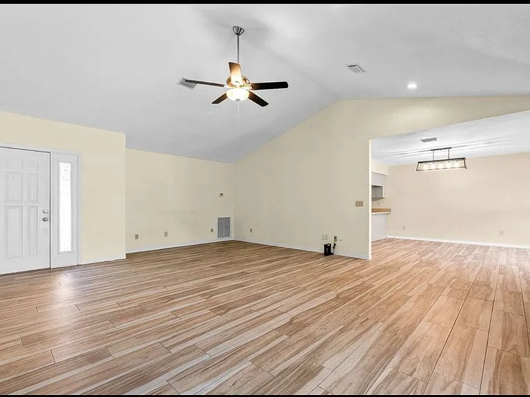 225 NW Mallard Pl — Photo 10