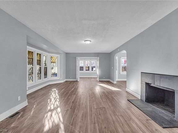 3rd image of 1858 Rudwick Rd