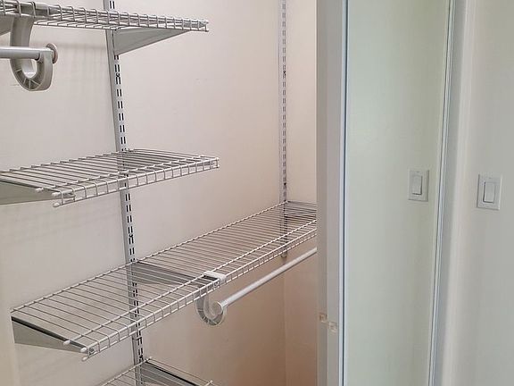 5th image of 2338-52 Penmar Ave #2340