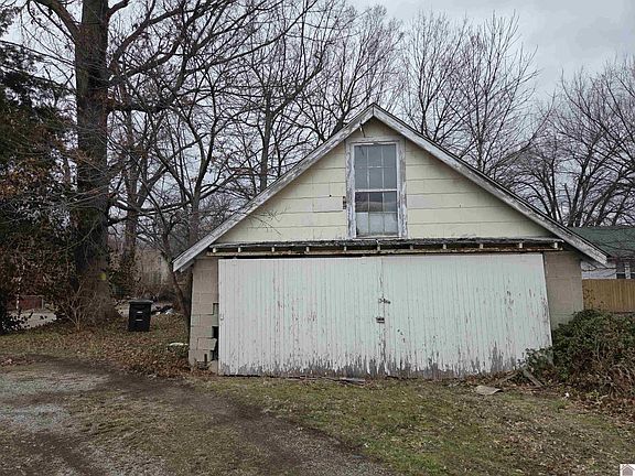 2nd image of 706 N 23rd St
