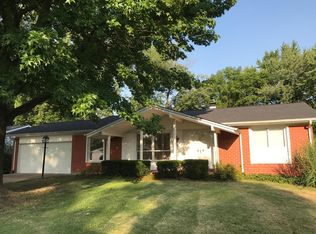 11 Cricket Ct, Florissant, MO