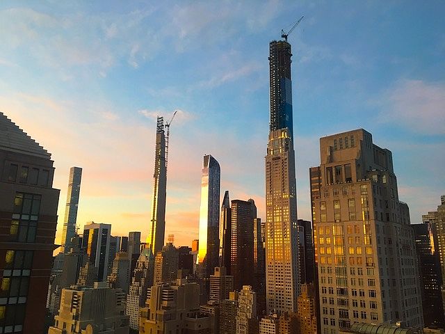 1st image of 20 W 64th St APT 39A