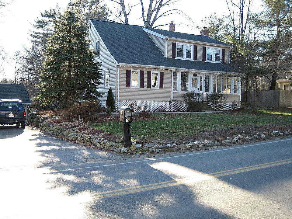 2nd image of 70 Glen Rd