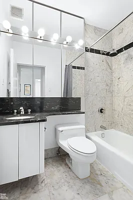 Rented by Samuel Realty Group LLC | media 16