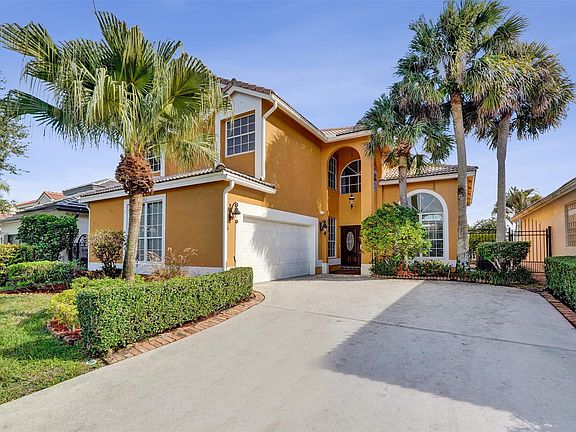 2nd image of 10902 Tamoron Ln
