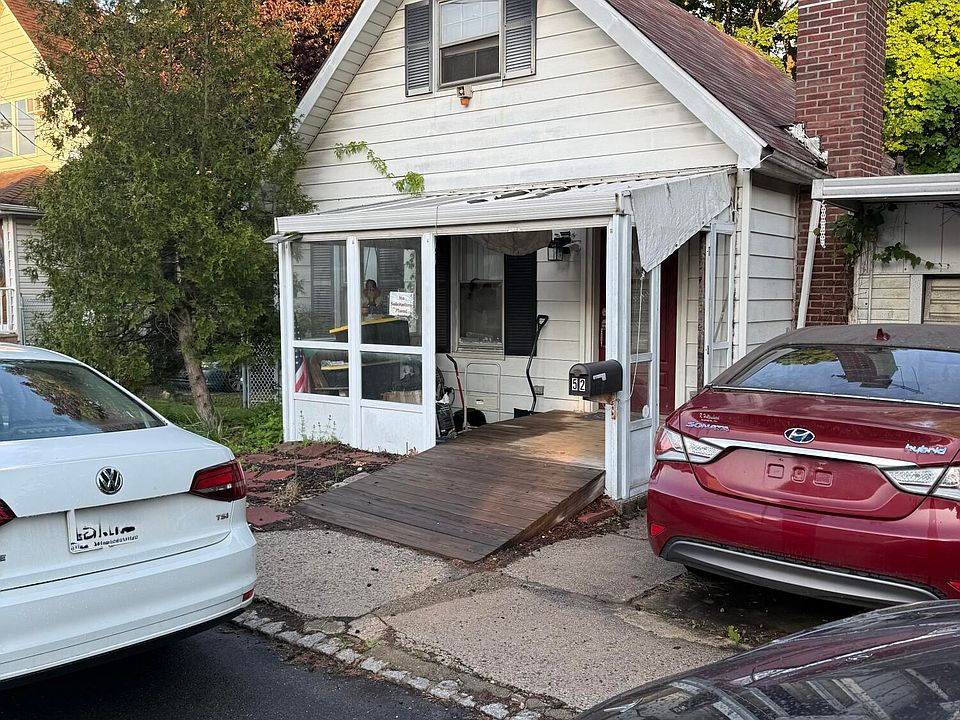 1st image of 52 Watson Ave