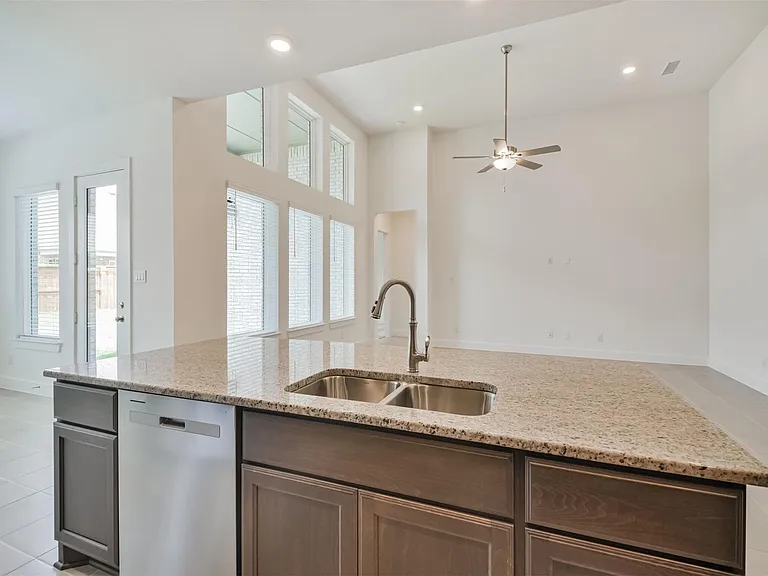 7216 Stillmeadow Grove Dr — Photo 13