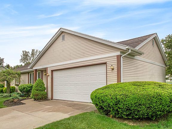 2nd image of 59391 Peppermint Dr