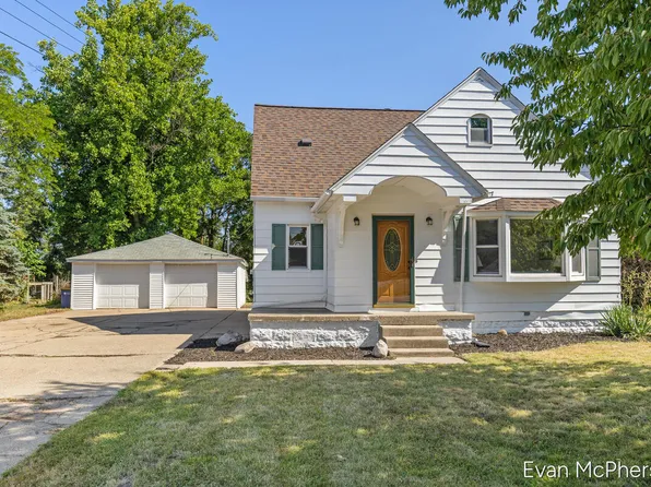 1705 Richmond St NW, Grand Rapids, MI 49504