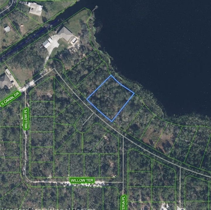 2nd image of 1504 Lakeside Dr S