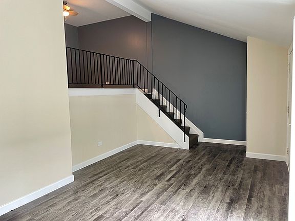 5th image of 128 W Woodstock St #164D