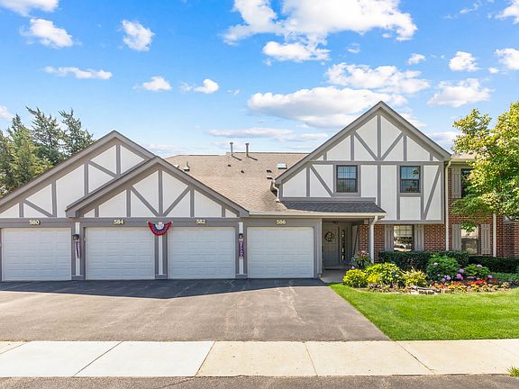 2nd image of 584 Elizabeth Dr #B