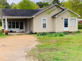 1306 Concord Ave, Amory, MS 38821