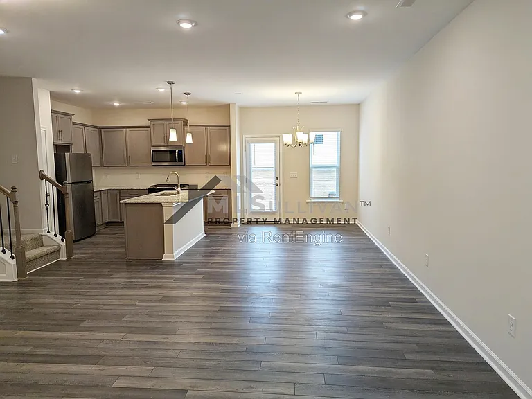 1527 Smoky Mountains St #1 — Photo 4