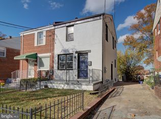 5424 C St SE, Washington, DC 20019