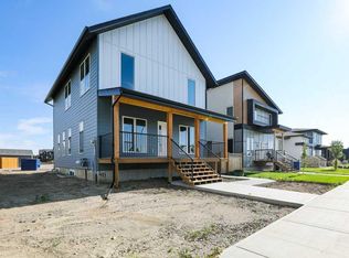 411 S Caledonia Blvd W, Lethbridge, AB T1J5W2