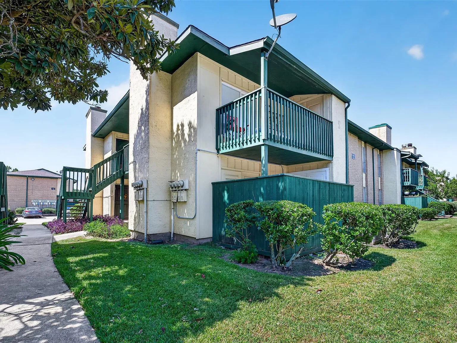 2 bed, 2.0 bath, 904 sqft, $1,500 — Photo 4
