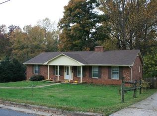 4123 Greenmead Rd, Winston Salem, NC 27106