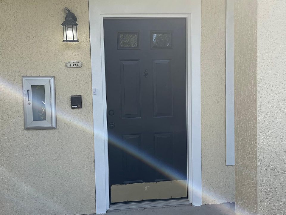 1st image of 1024 Arbor Lakes Cir