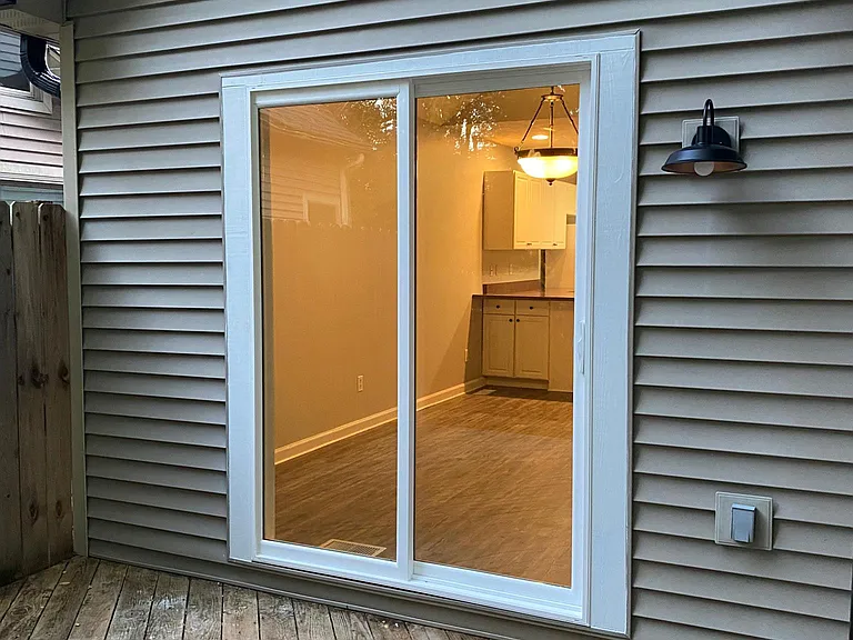 405 W Somersbe Pl — Photo 4