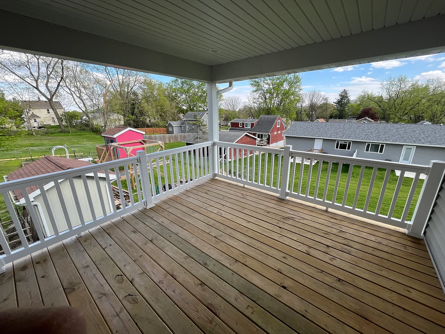 3 bed, 2.5 bath, 2000 sqft, $1,875 — Photo 4
