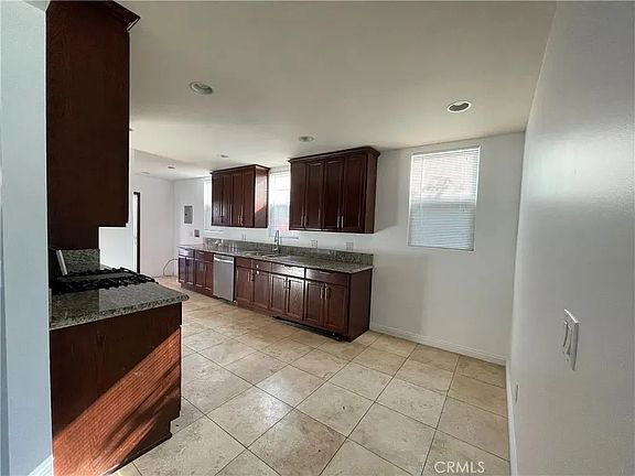 3rd image of 4802 8th Ave #4802