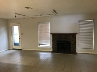 6061 Hilburn Rd, Pensacola, FL 32504