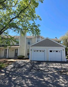 352 Sturbridge Village Dr, Hazelwood, MO, 63042