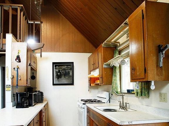 3rd image of 21770 Crystal Falls Dr