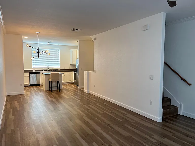 4455 E Paradise Village Pkwy S #1060 — Photo 10