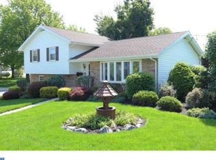 3004 Octagon Ave, Reading, PA 19608