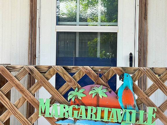 3rd image of 4705 Fox Hollow Rd #18