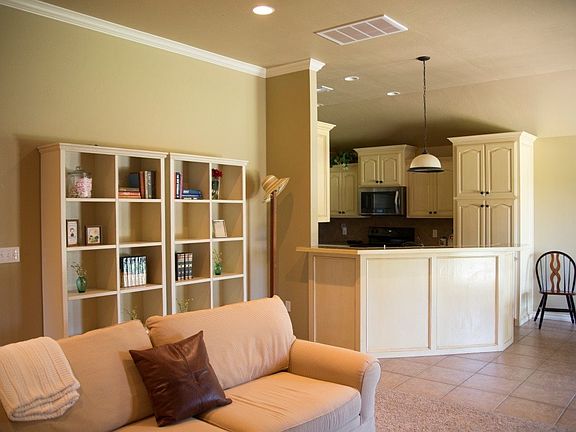 4th image of 223 Kody Ct