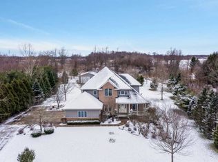 2354 Sylvan Rd, Chelsea, MI 48118