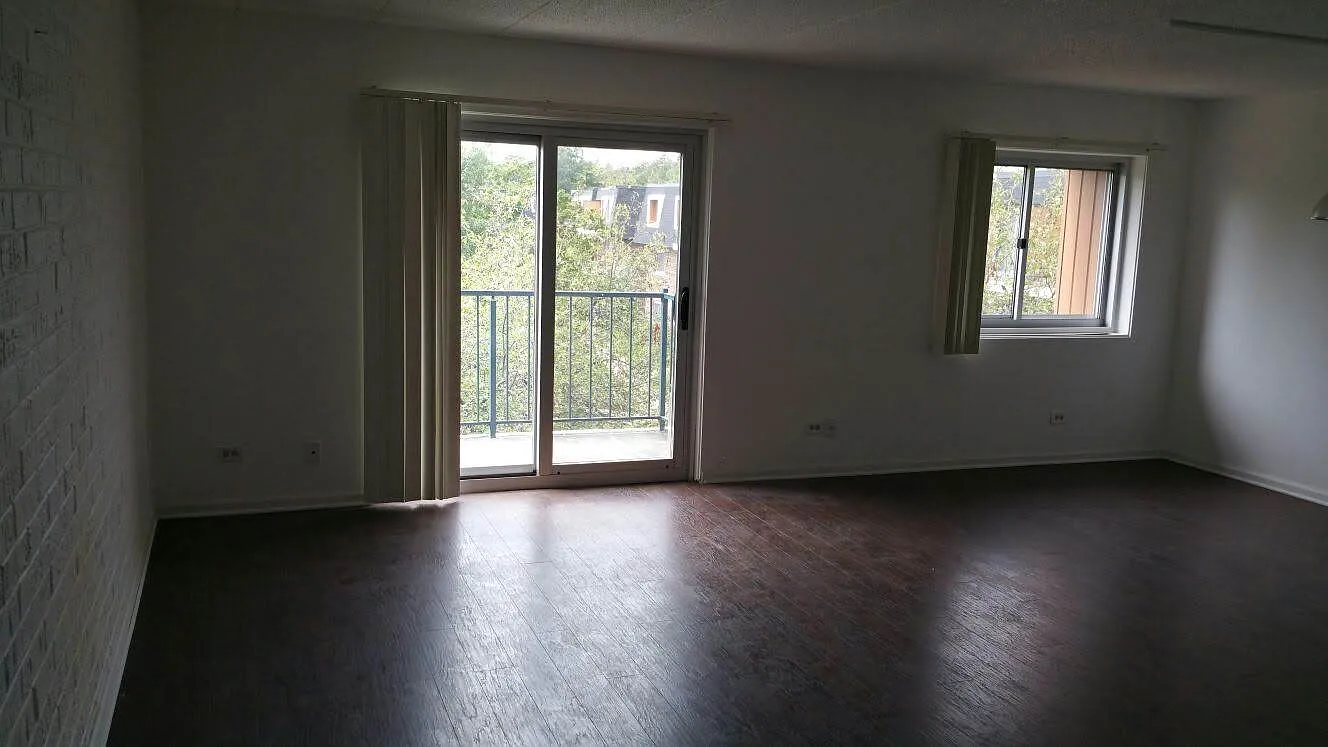 2 bed, 1100 sqft, $1,950 — Photo 4