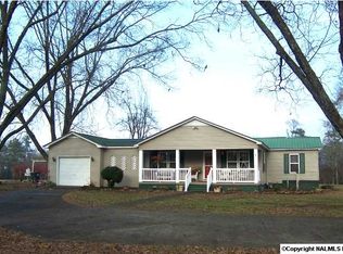 1141 Carnes Rd, Boaz, AL 35957